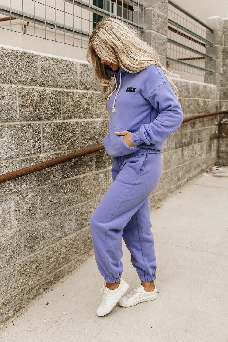 BEVIQUEEN Comfort Zone Joggers - Lilac