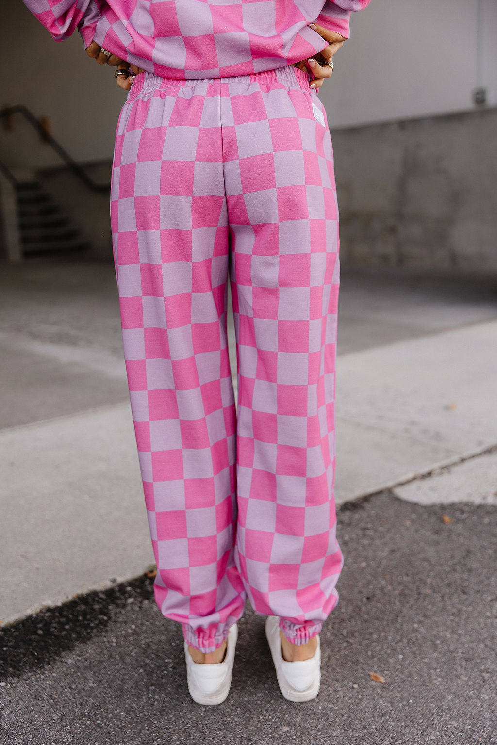 BEVIQUEEN University Joggers - Rosy Daydream