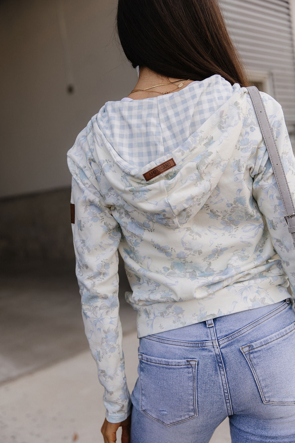 BEVIQUEEN FullZip Sweatshirt - Blue Ribbon Blooms