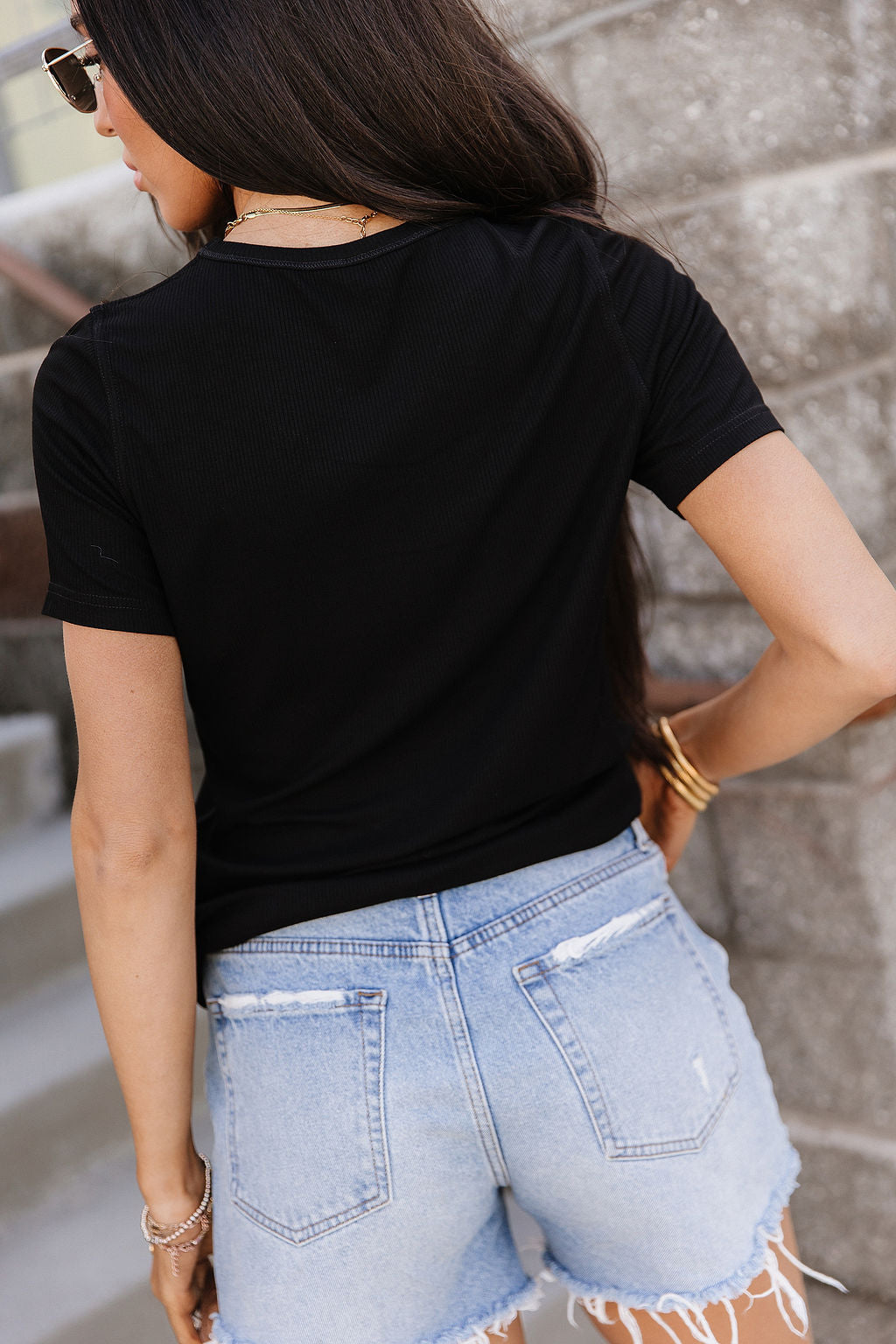BEVIQUEEN Ribbed Lulu Tee - Noir
