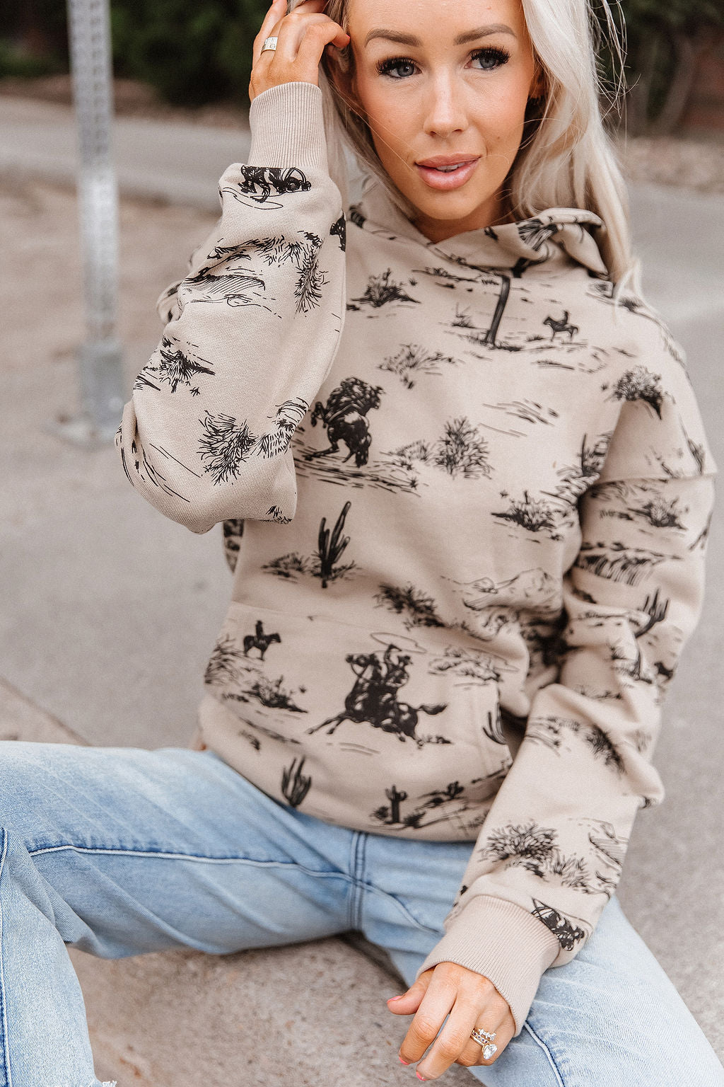 BEVIQUEEN Everywear Hoodie - Cowboy Country