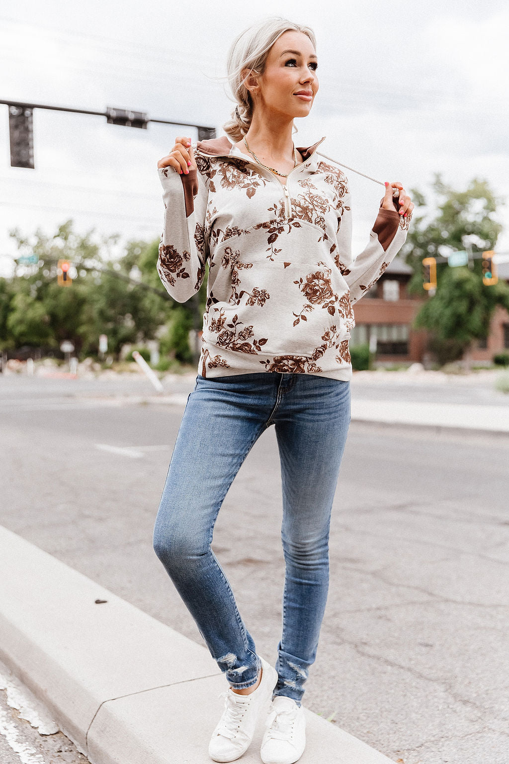 BEVIQUEEN HalfZip Sweatshirt - Love Letter