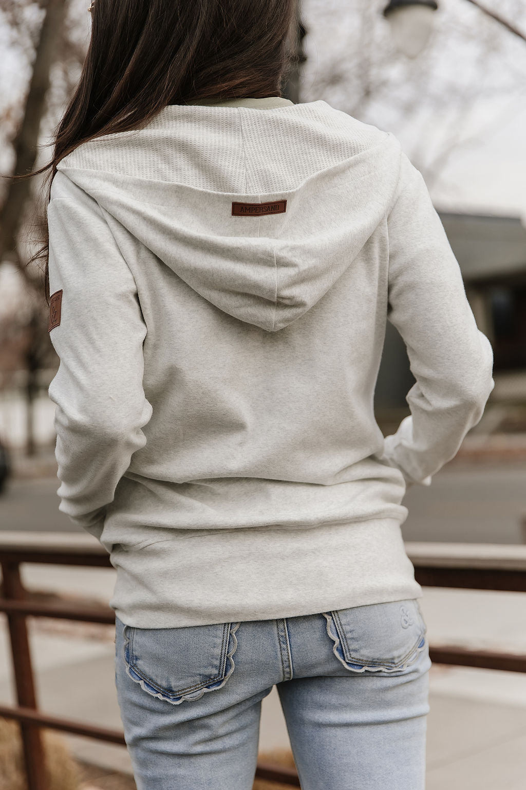 BEVIQUEEN FullZip Sweatshirt - Cloud Nine