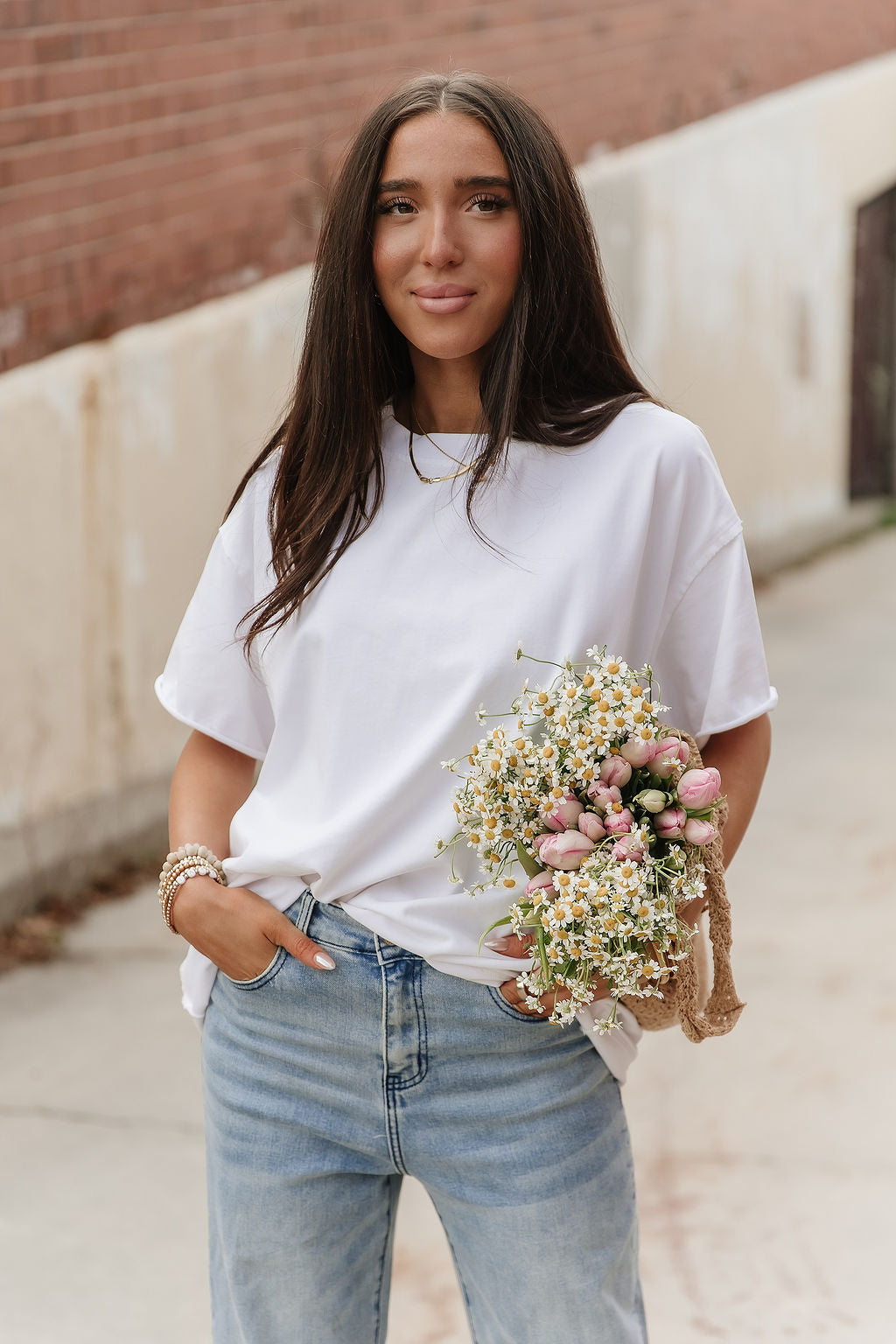 BEVIQUEEN Boyfriend Tee - White