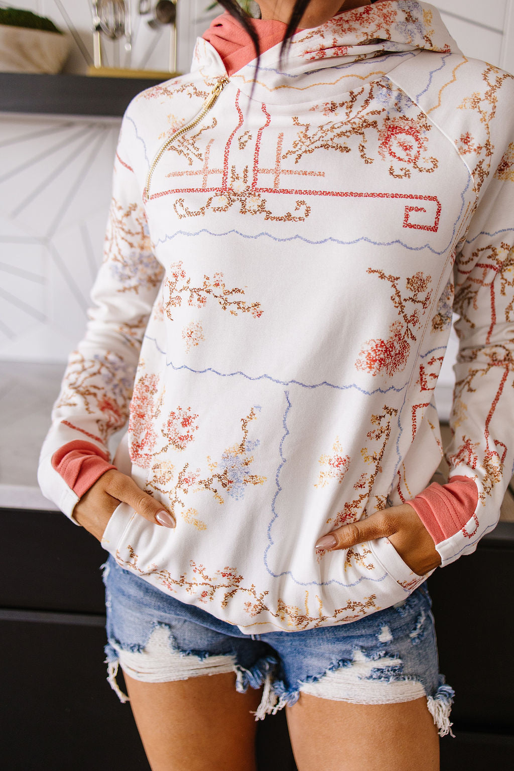 BEVIQUEEN DoubleHood™ Sweatshirt - Late Night Talking