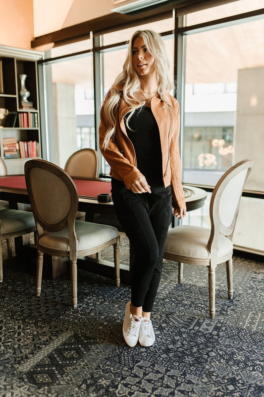 BEVIQUEEN Level Up Joggers - Black