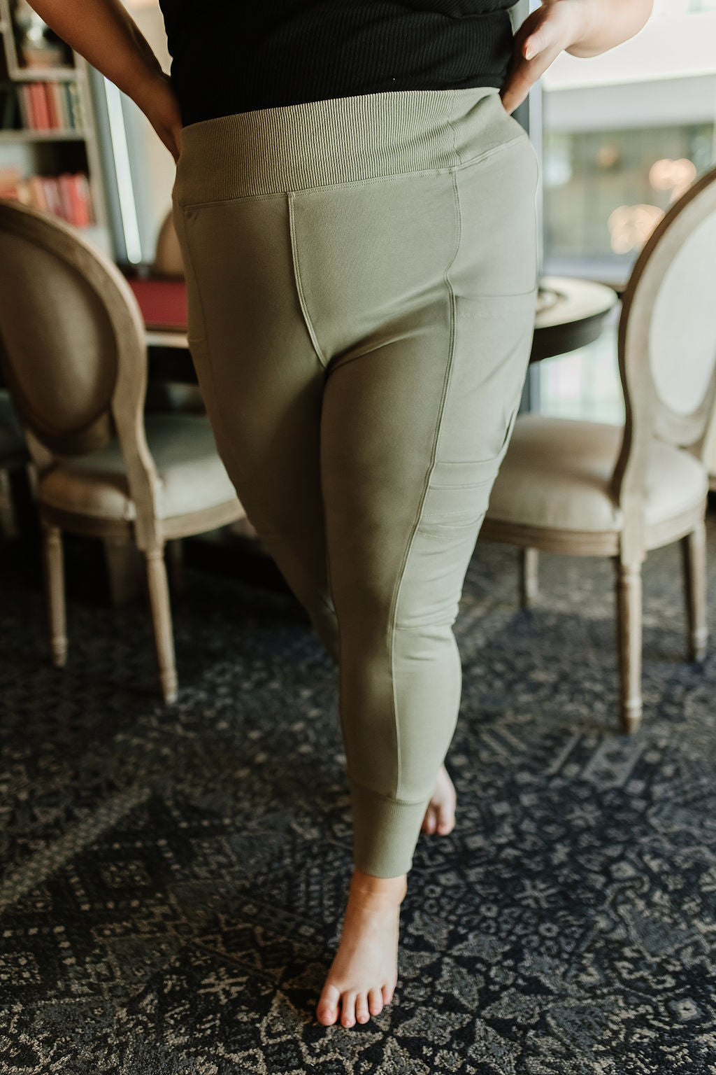 BEVIQUEEN Level Up Joggers- Sage