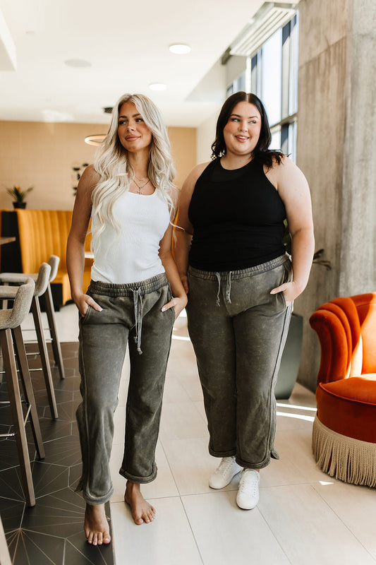 BEVIQUEEN Everyday Pant- Washed Olive