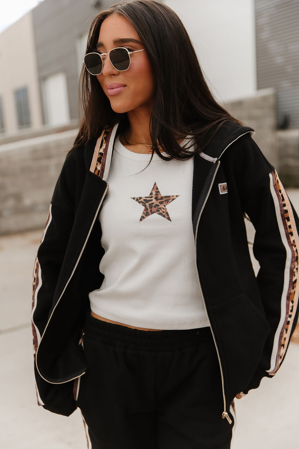 BEVIQUEEN Comfort Zone FullZip - Fearless & Free