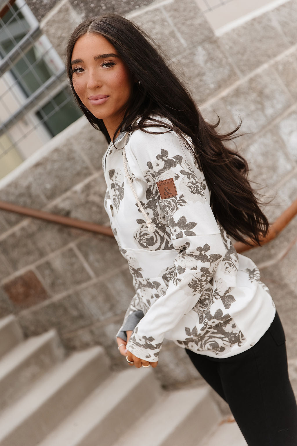 BEVIQUEEN HalfZip Sweatshirt - Chasing Moments