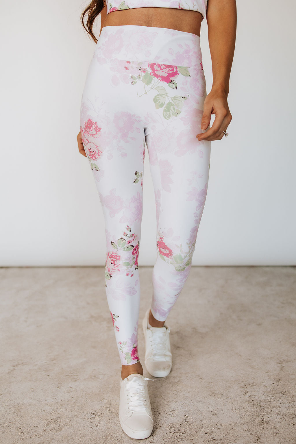 BEVIQUEEN Game Changer Leggings - Rose to the Challenge