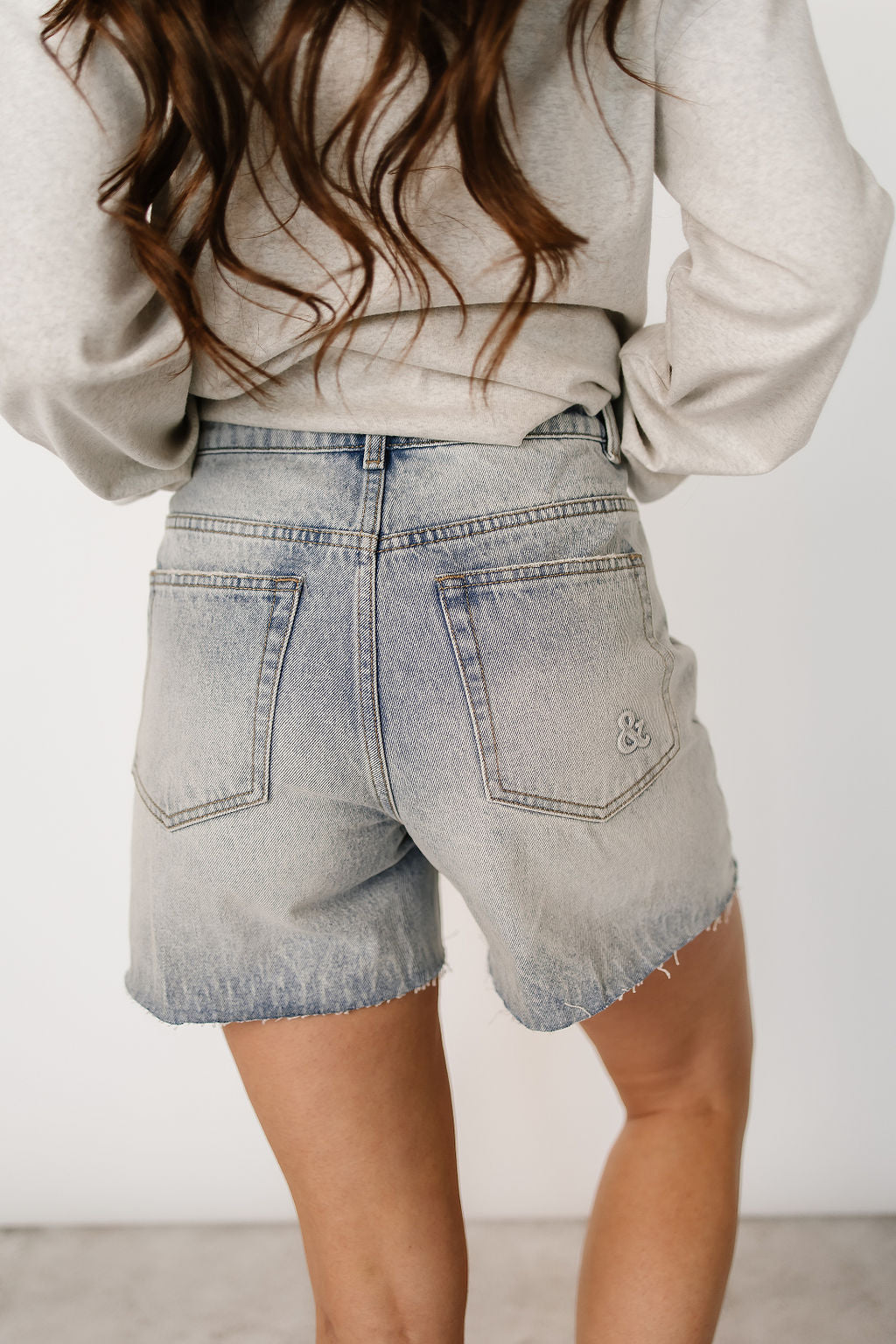 BEVIQUEEN Ampersand 410 Denim Shorts