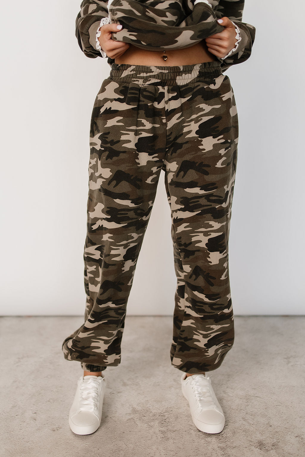 BEVIQUEEN Comfort Zone Joggers - Camo Lace