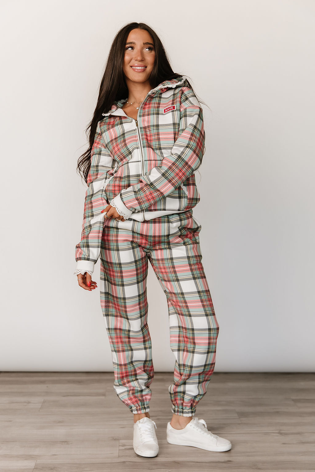 BEVIQUEEN Comfort Zone FullZip - Warm Wishes