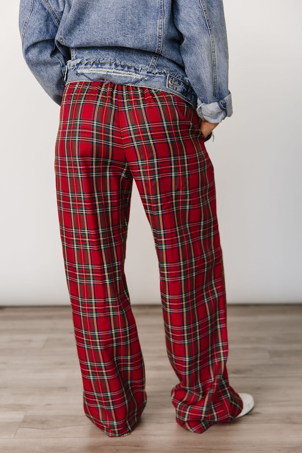 BEVIQUEEN Everywear Pant - Red Plaid