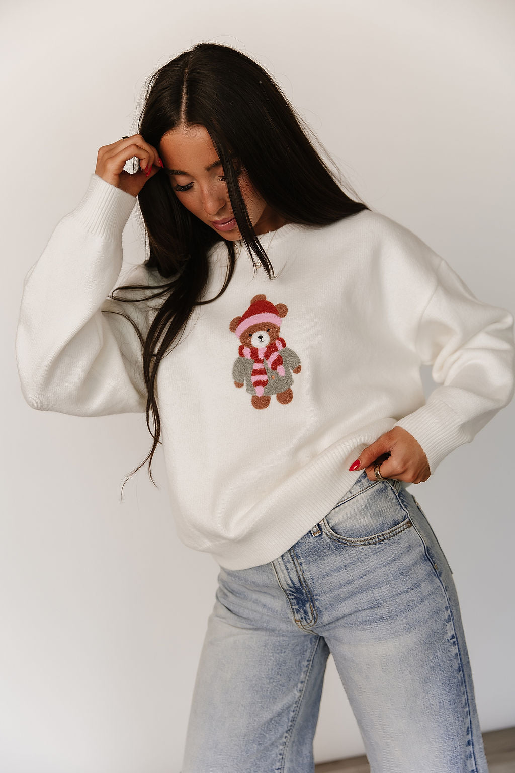 BEVIQUEEN Beary Cozy Sweater