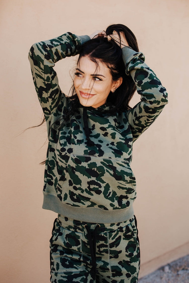 BEVIQUEEN Everyday Essential Hoodie - Moss Leopard