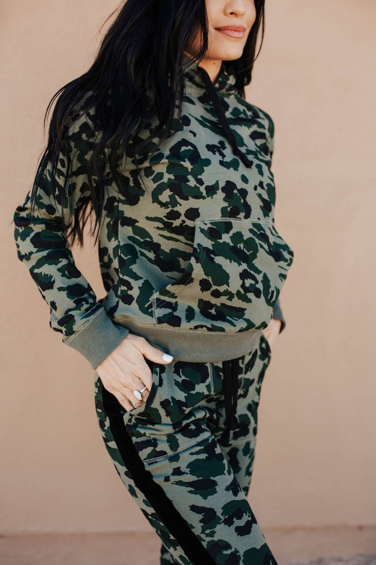 BEVIQUEEN Everyday Essential Joggers- Moss Leopard