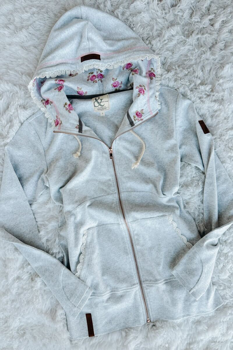 BEVIQUEEN FullZip Sweatshirt - Morning Mist