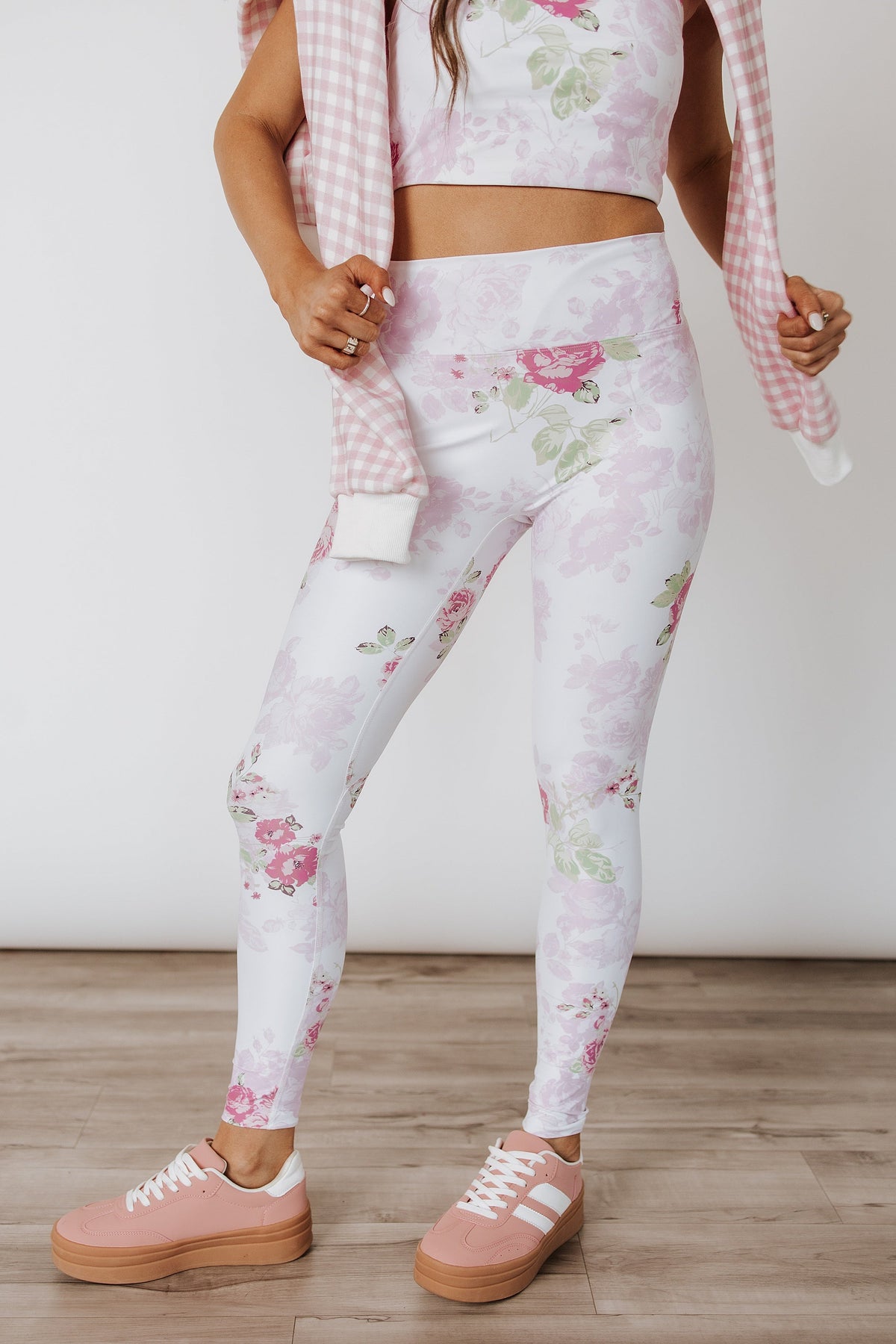 BEVIQUEEN Game Changer Leggings - Rose to the Challenge
