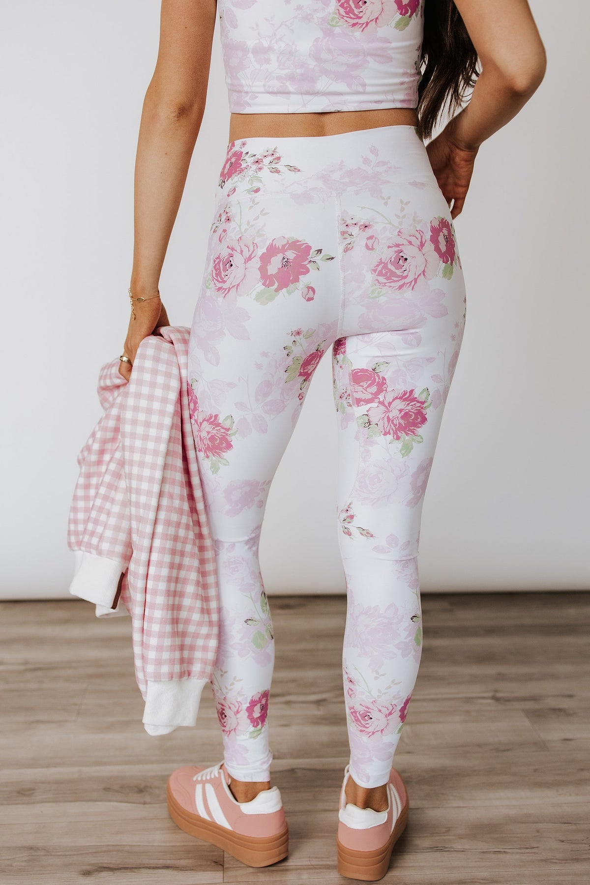 BEVIQUEEN Game Changer Leggings - Rose to the Challenge
