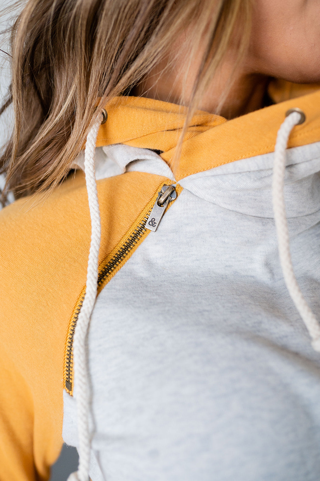 BEVIQUEEN Basic DoubleHood™ Sweatshirt - Waco