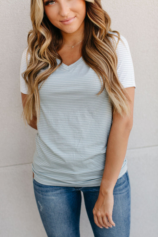 BEVIQUEEN Accent LuLu Tee - Sky Blue