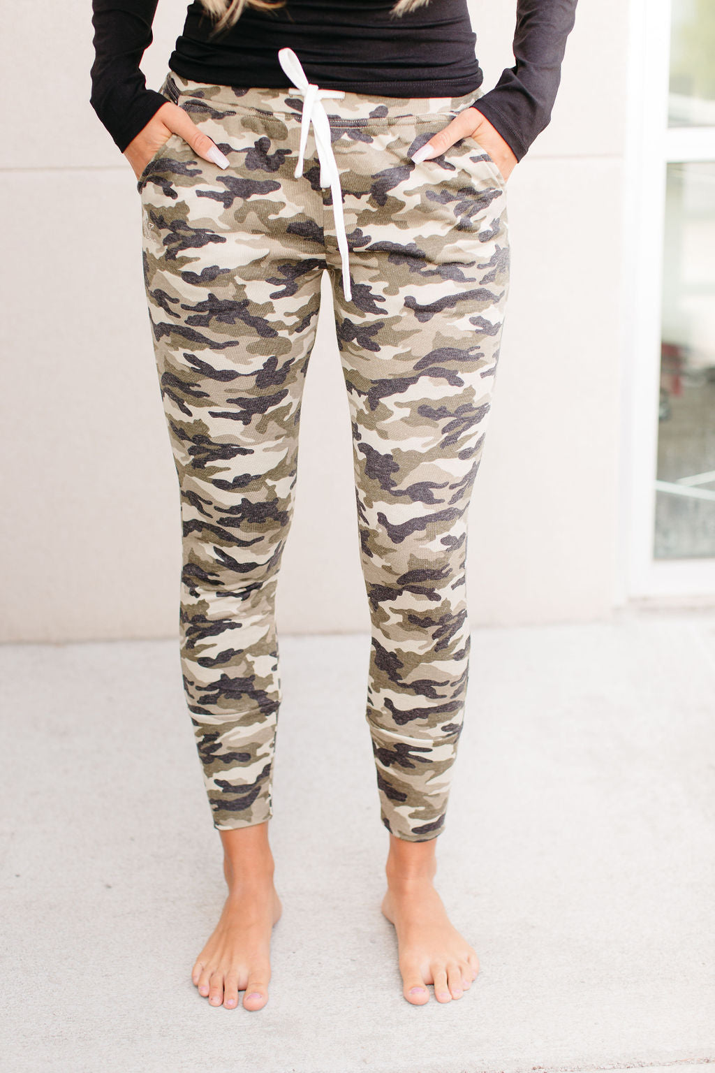 BEVIQUEEN Perfect Joggers - Camo