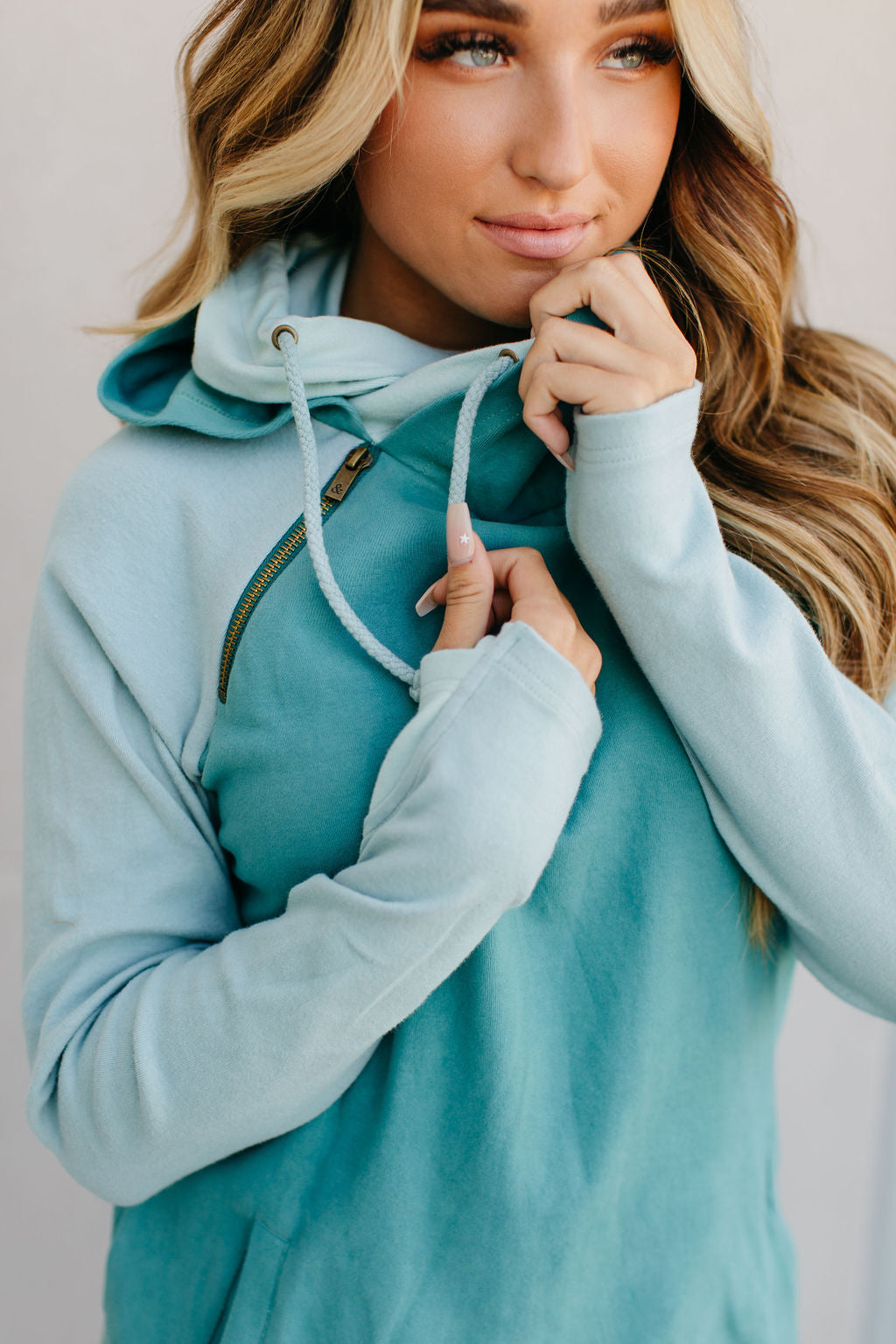 BEVIQUEEN DoubleHood™ Sweatshirt - High Tide