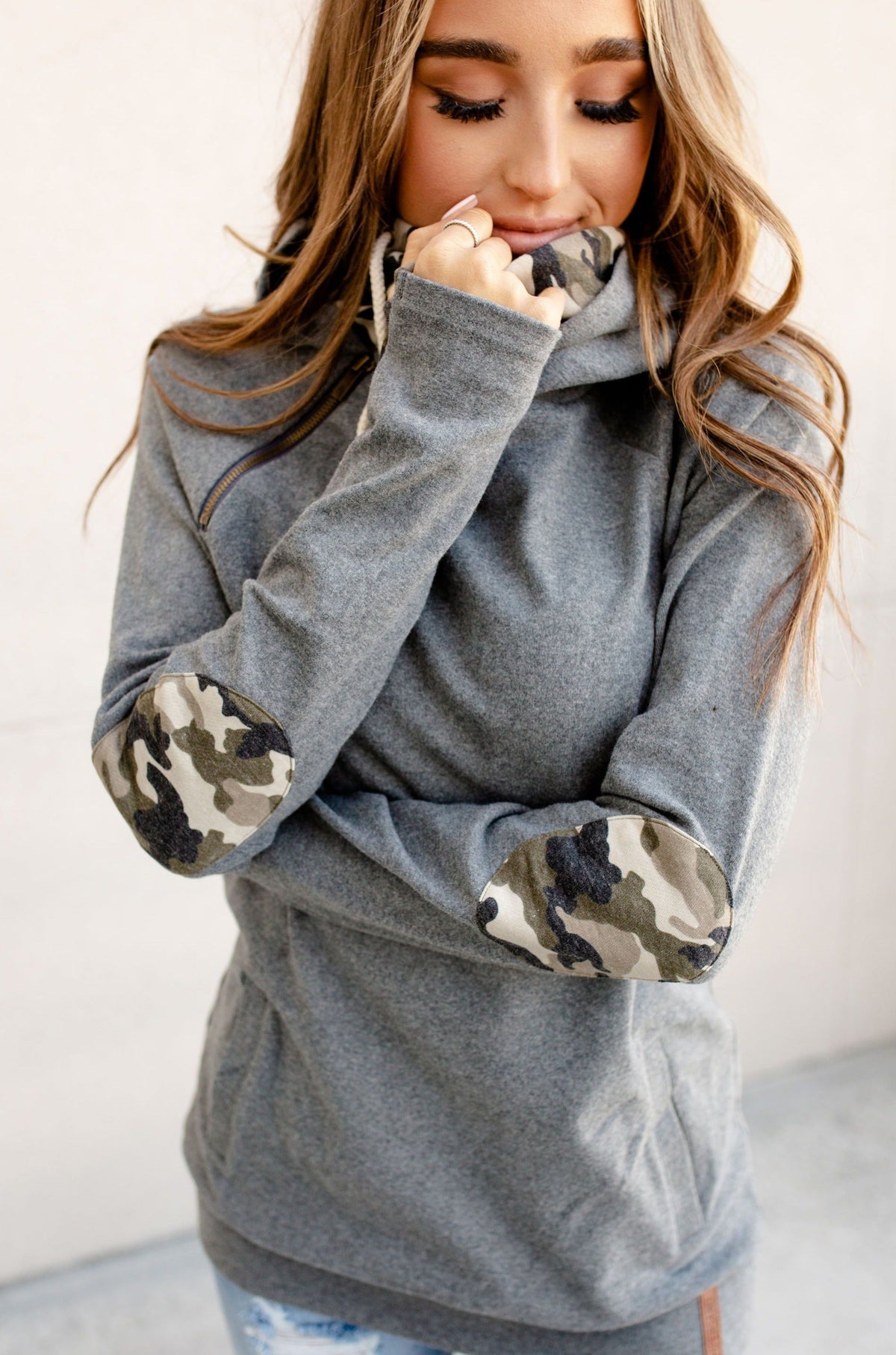 BEVIQUEEN DoubleHood™ Sweatshirt - Camo Elbow Patch