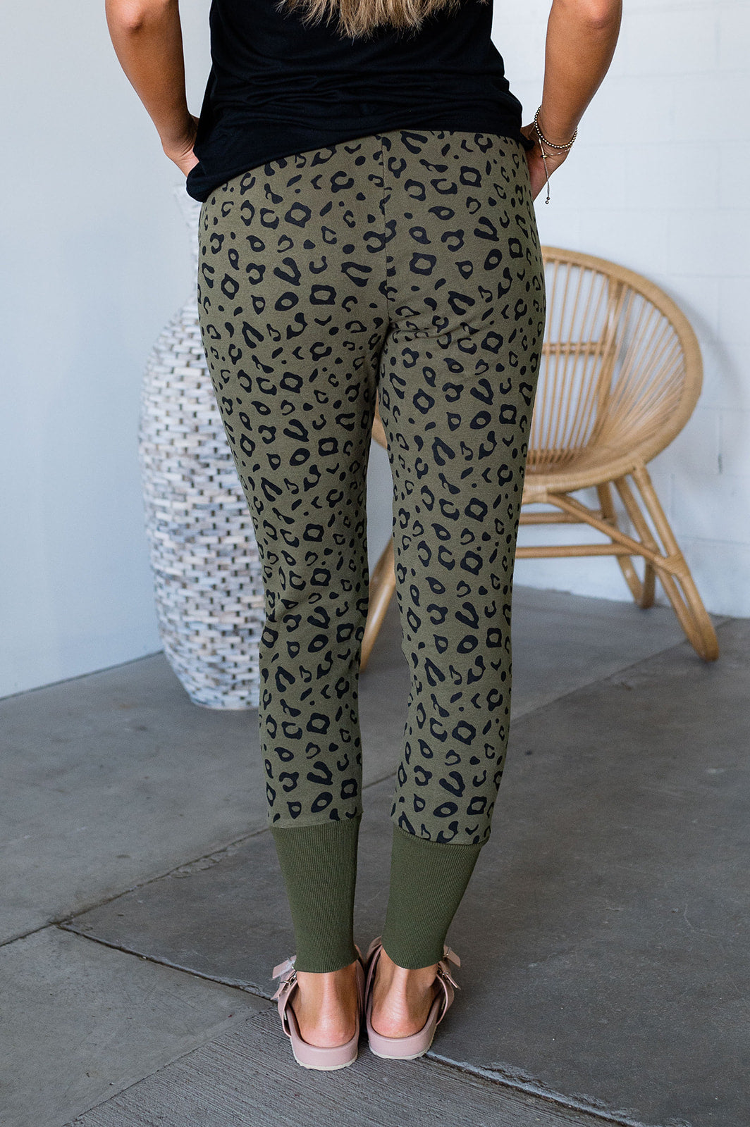 BEVIQUEEN New & Improved Joggers - Olive Leopard