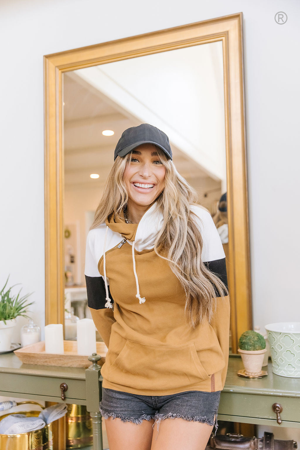BEVIQUEEN DoubleHood™ Sweatshirt - Rustic Charm