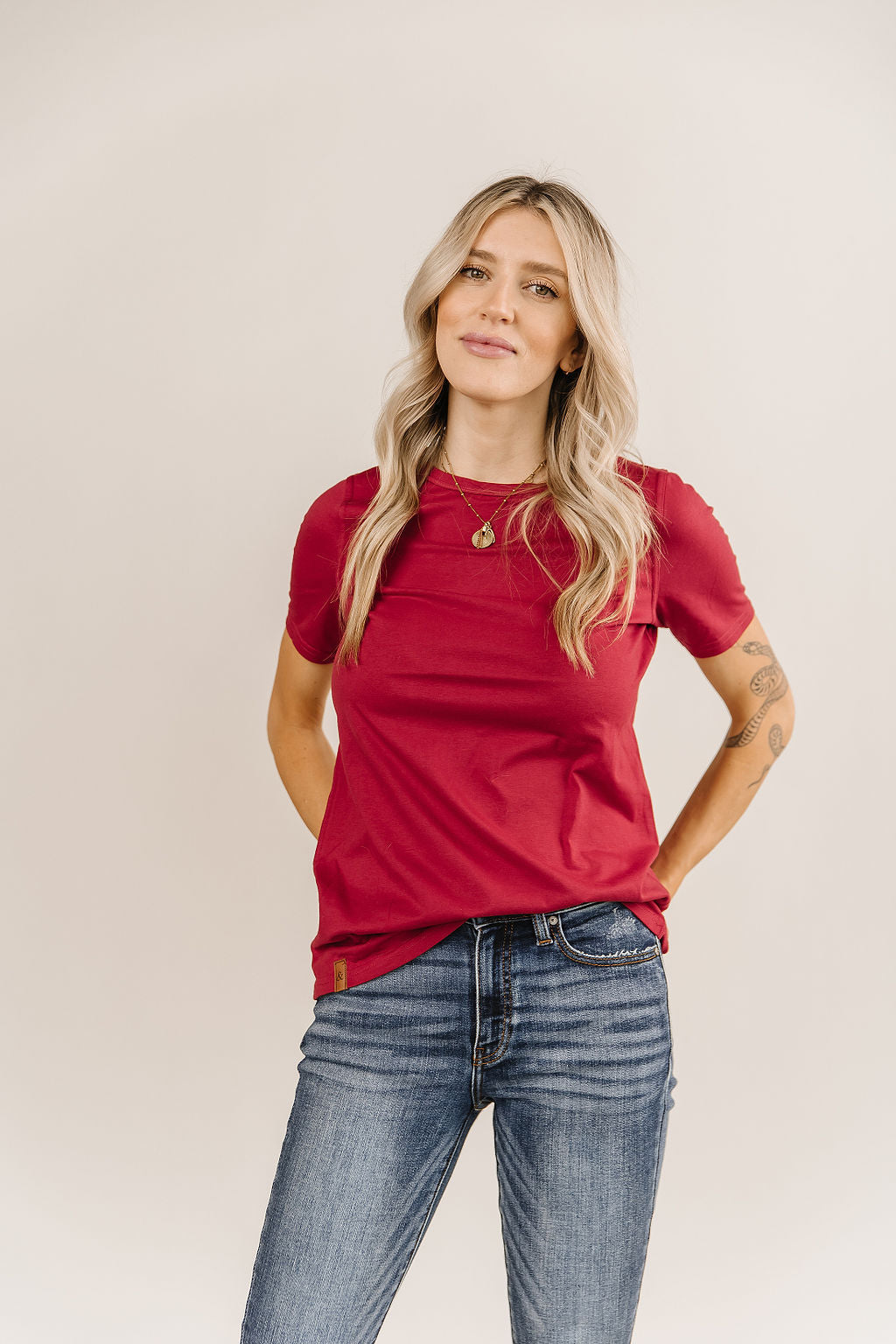 BEVIQUEEN Crew Neck Lulu Tee - Burgundy