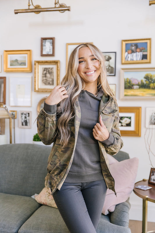 BEVIQUEEN Camo Jacket