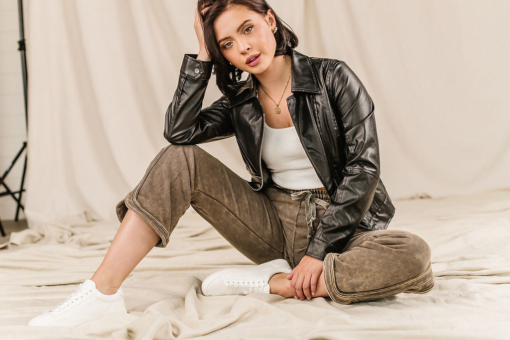 BEVIQUEEN Everyday Pant- Washed Olive