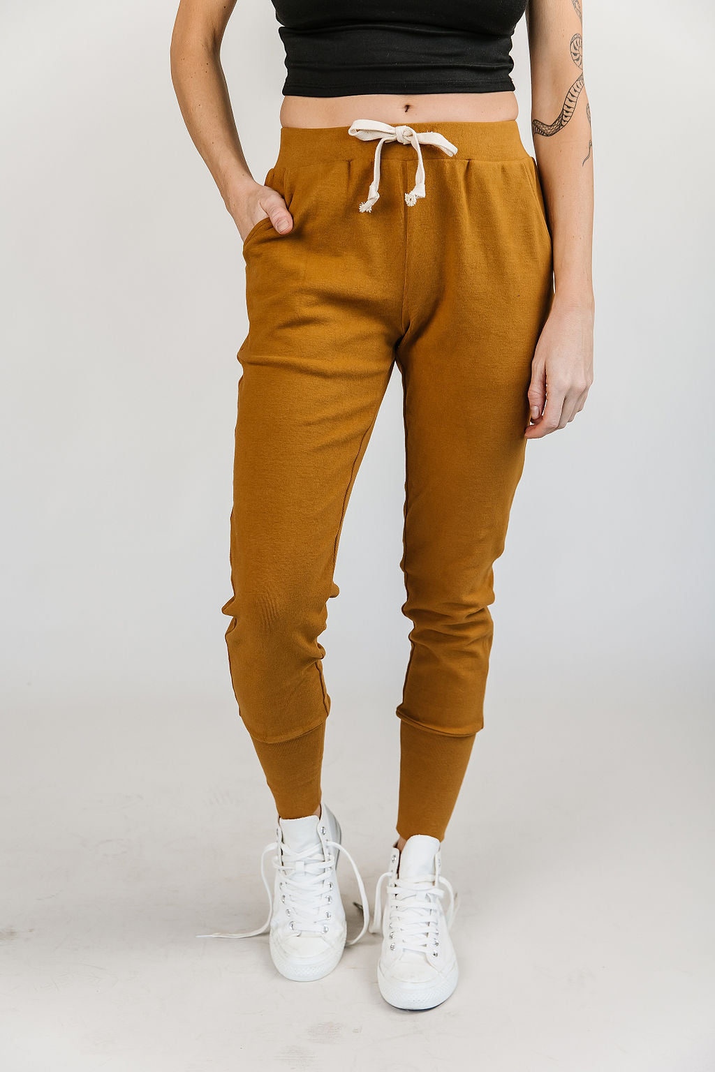 BEVIQUEEN New & Improved Joggers- Ginger Snap