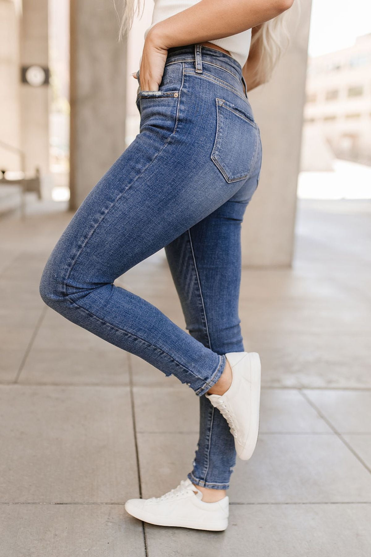 BEVIQUEEN Ampersand 622 Denim