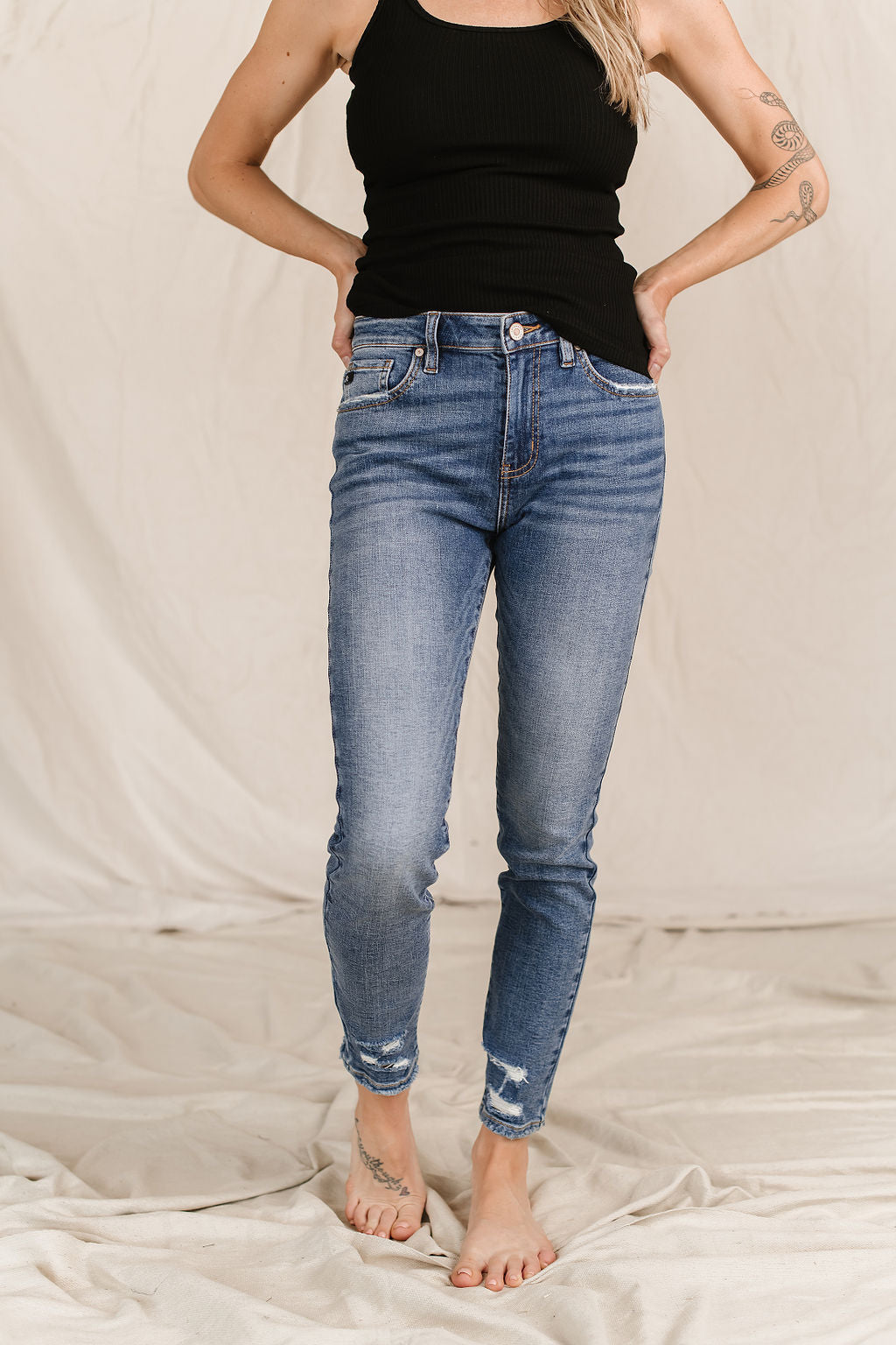 BEVIQUEEN Ampersand 622 Denim