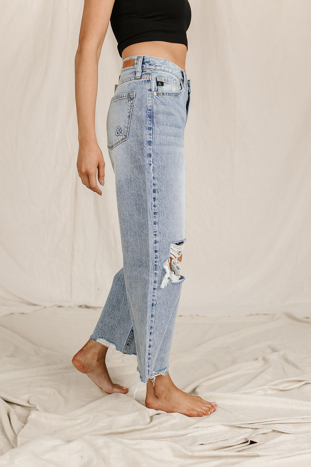 BEVIQUEEN Ampersand 518 Denim