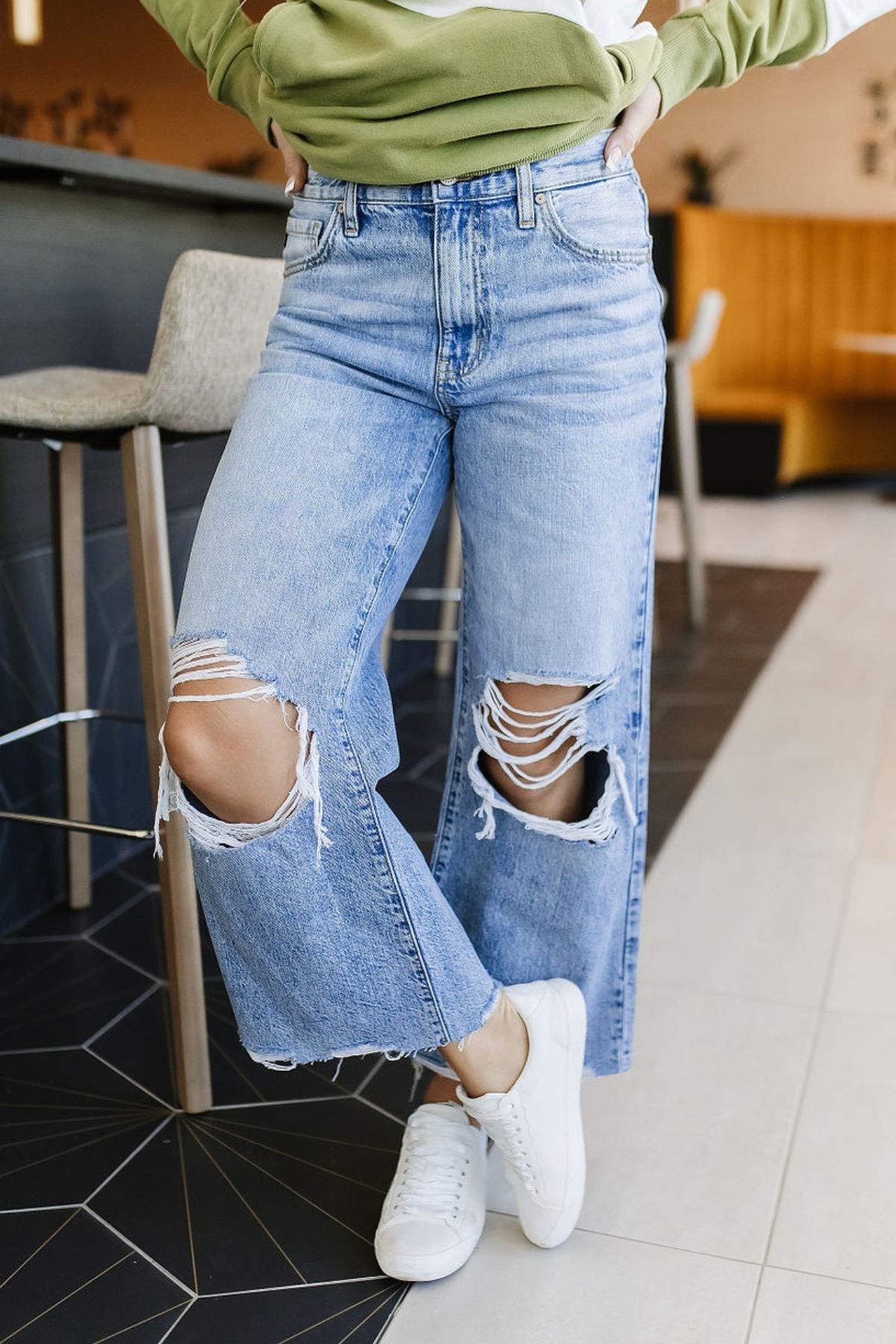 BEVIQUEEN Ampersand 518 Denim