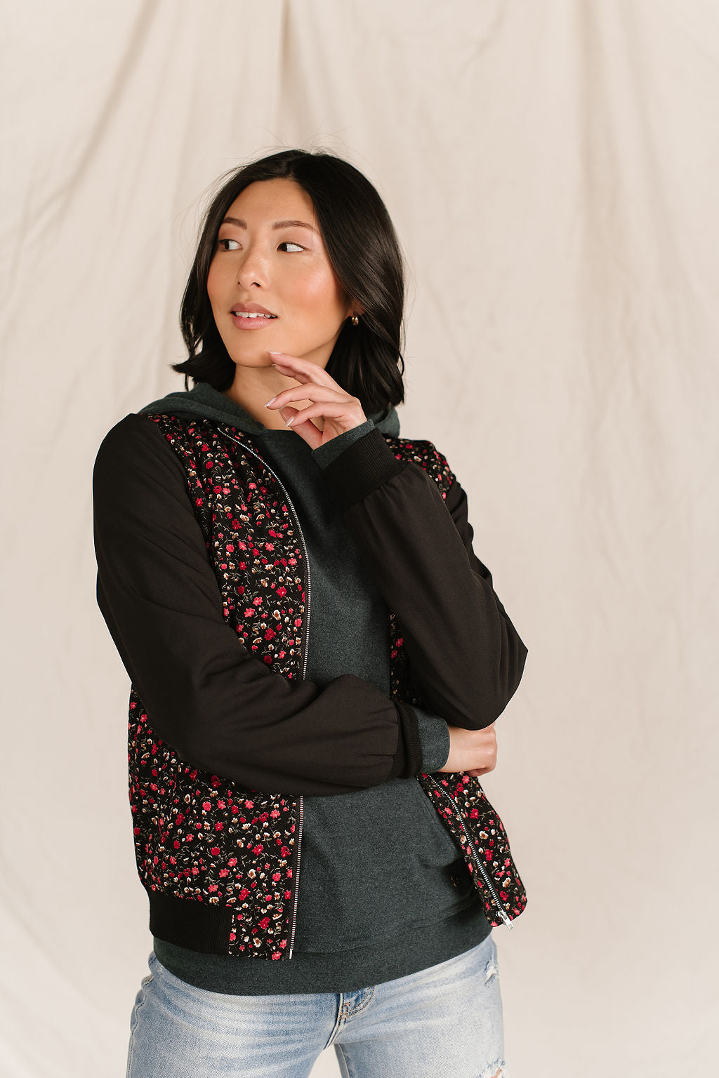 BEVIQUEEN Bomber Jacket - Kiss Goodnight