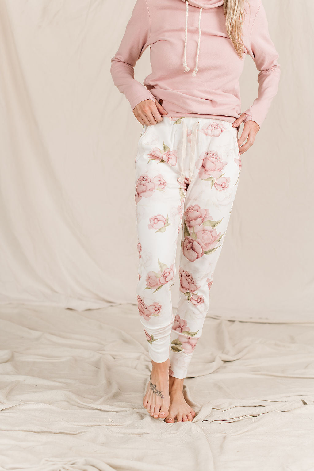 BEVIQUEEN New & Improved Joggers - Happily Ever After