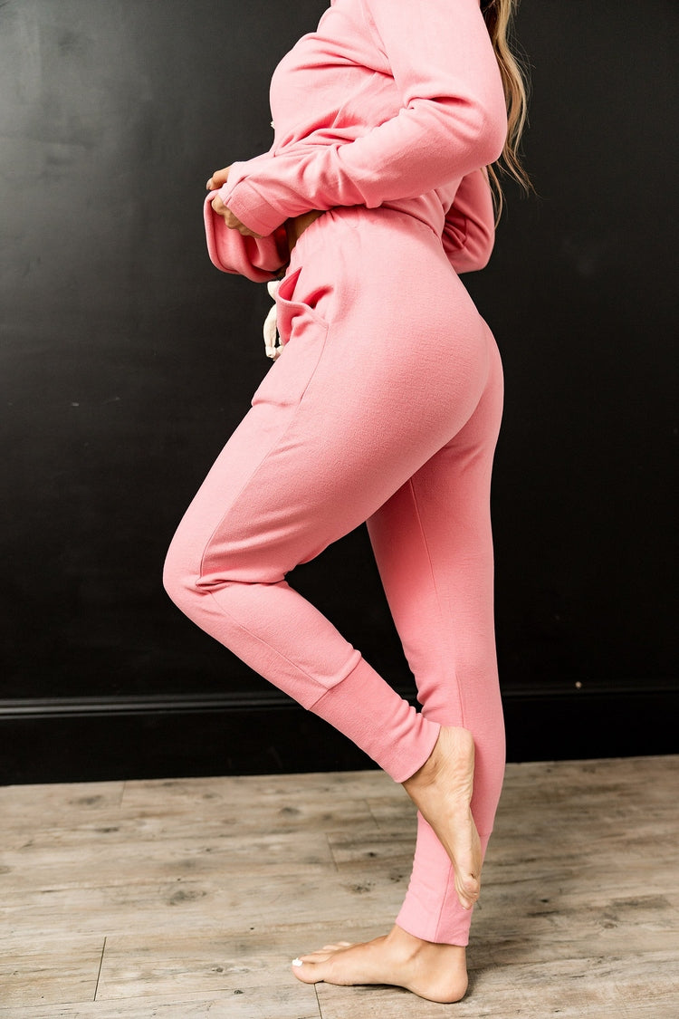 BEVIQUEEN Performance Fleece Joggers - Pink Tulip
