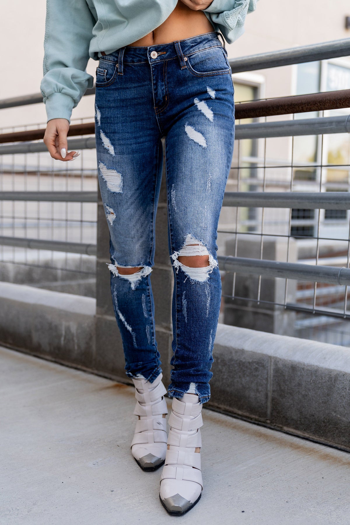 BEVIQUEEN Ampersand 305 Denim