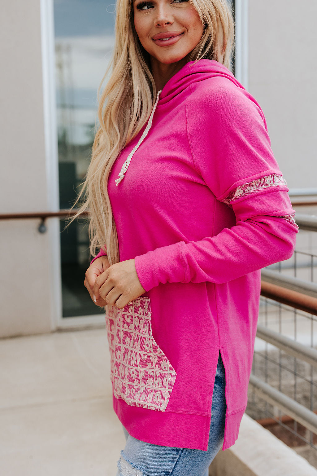 BEVIQUEEN Sideslit Hoodie - Made For You - Pink