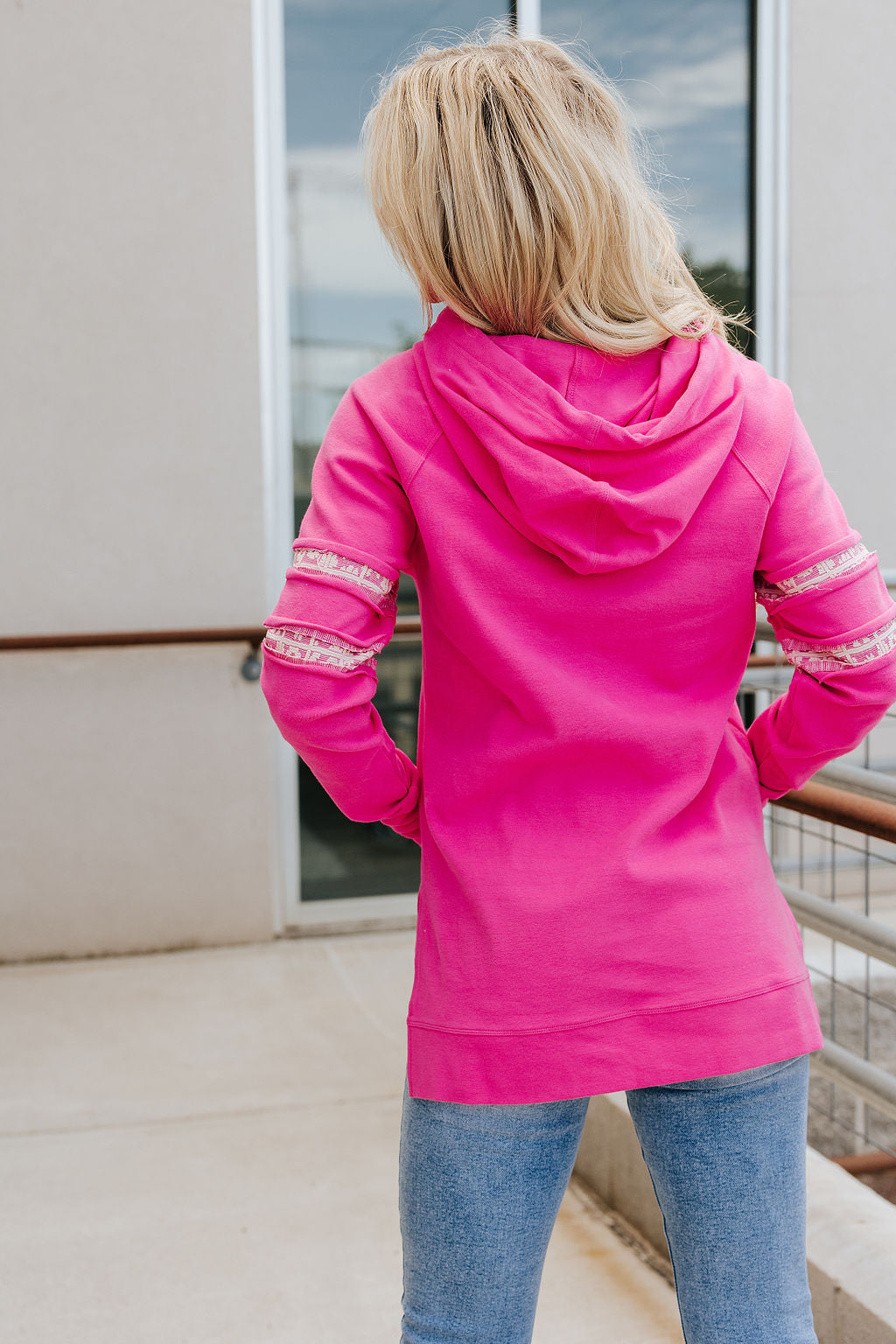 BEVIQUEEN Sideslit Hoodie - Made For You - Pink