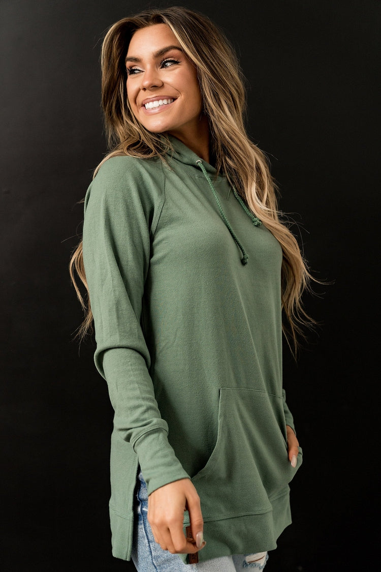 BEVIQUEEN Sideslit Hoodie - Chive