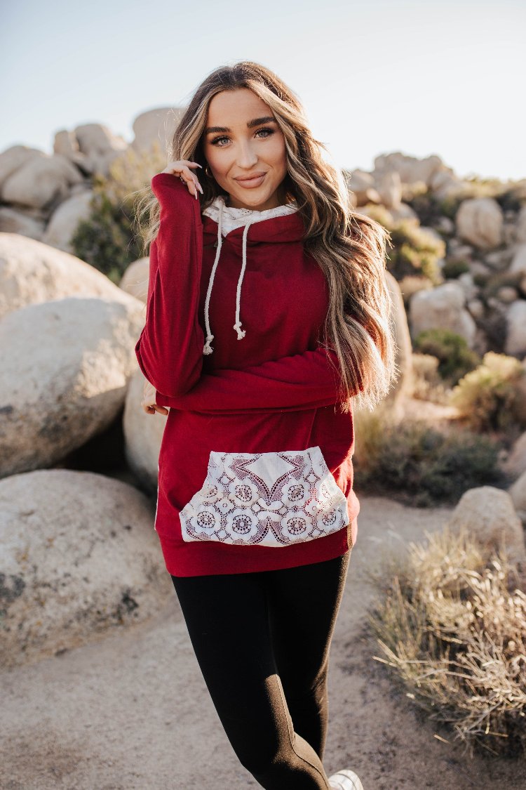 BEVIQUEEN DoubleHood™ Sweatshirt - Lovely Lace Burgundy