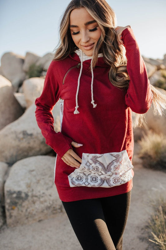 BEVIQUEEN DoubleHood™ Sweatshirt - Lovely Lace Burgundy