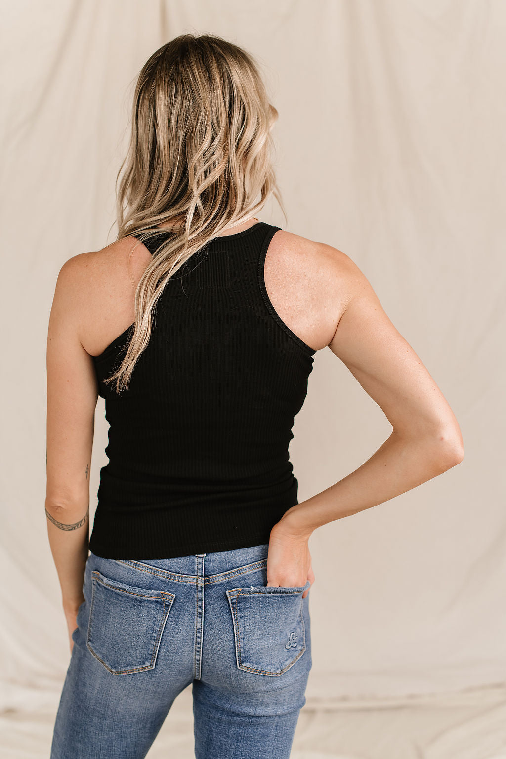BEVIQUEEN Most Wanted Tank - Black